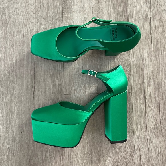 Jeffrey Campbell Shoes - New Jeffrey Campbell Ovr-N-Out Pump in Green Satin
